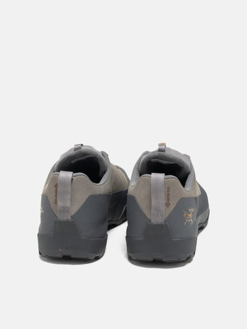 Arc'teryx Konseal GTX Void/Cloud, 