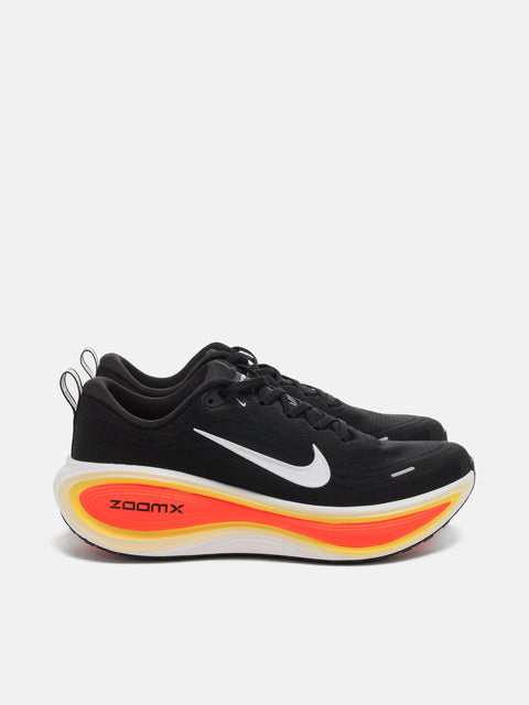 Nike Vomero Plus Black/White/Bright Crimson, Sneakers
