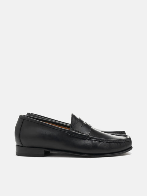 Yuketen 70'S Italian Loafer Iberia Black, Shoes