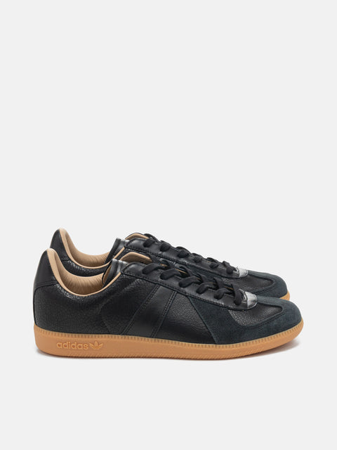 Side view of the ADIDAS BW army lux core black gum