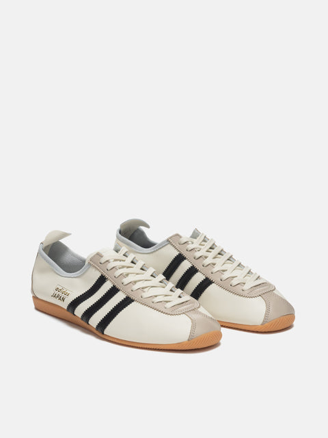 three quarter view of the ADIDAS Japan OG Off White/Core Black