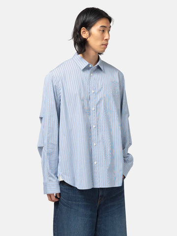 half-body view of the model wearing the sacai Poplin Shirt Blue Stripe